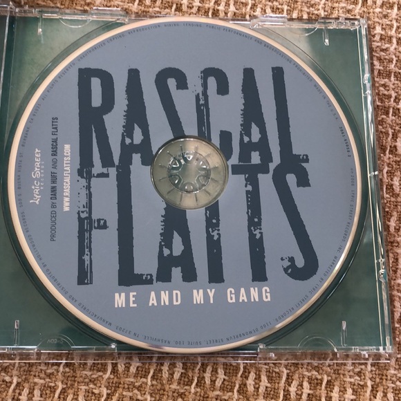 2 Country music CDs Rascal Flatts and Cole Swindell - Picture 10 of 12